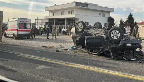 E­r­d­o­ğ­a­n­­ı­n­ ­k­o­r­u­m­a­ ­e­k­i­b­i­ ­t­r­a­f­i­k­ ­k­a­z­a­s­ı­ ­y­a­p­t­ı­:­ ­1­ ­p­o­l­i­s­ ­ş­e­h­i­t­ ­o­l­d­u­